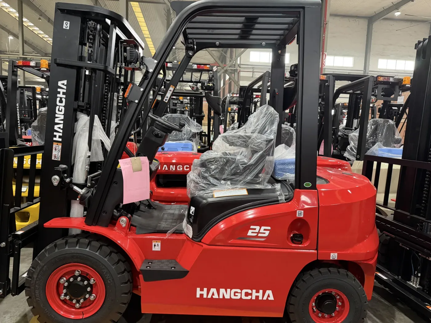 Complete Hangcha IC counterbalance forklift shown as a category example for ventilated yard duty