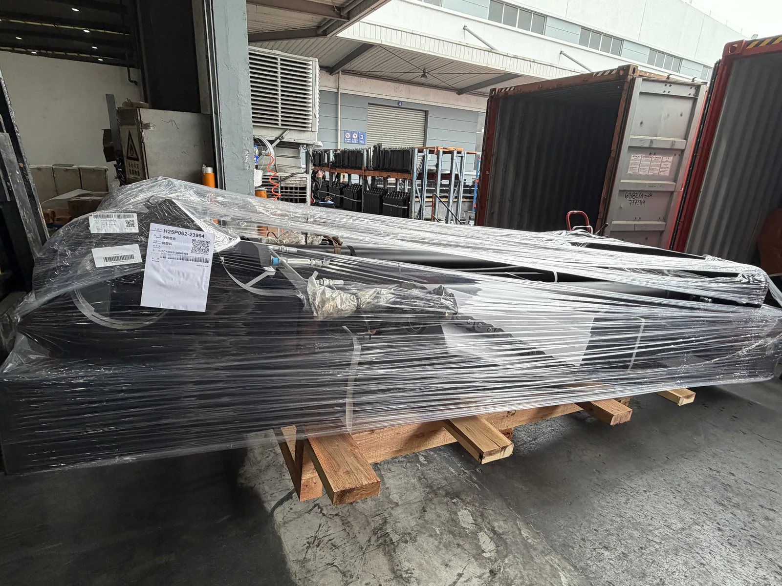 28–32 t IC Forklifts operator, mast or service detail