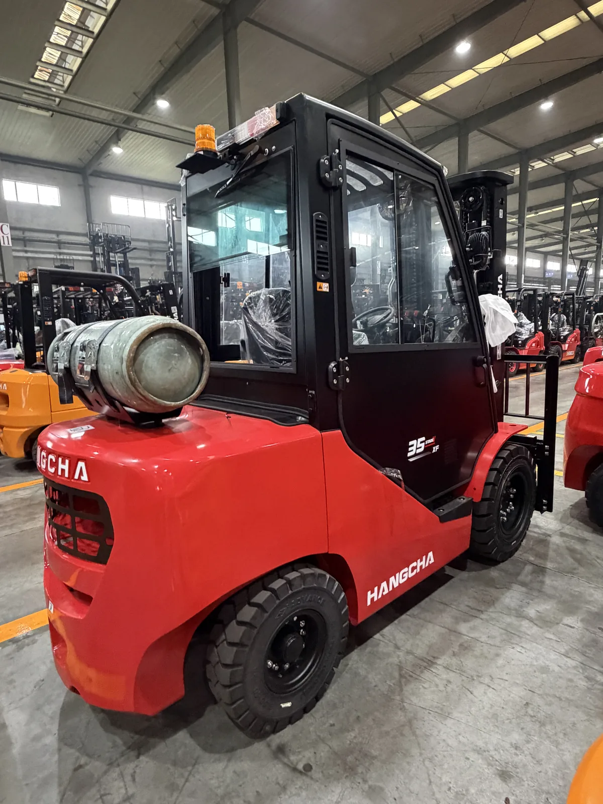 XF Series internal-combustion forklift