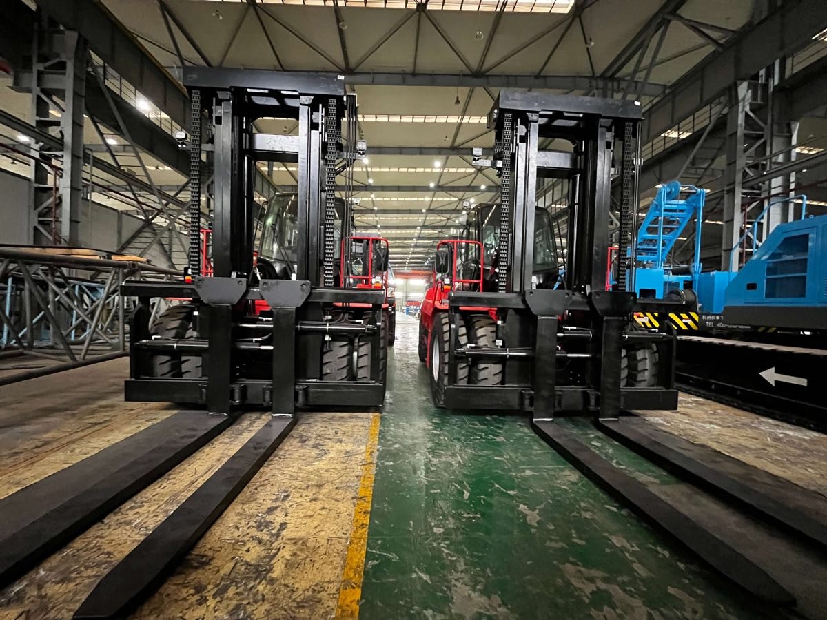 ForkFocus heavy-duty forklift project inspection