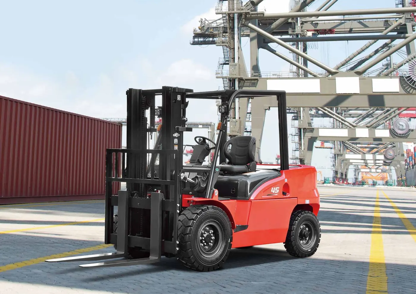 Complete X Series 4.0–5.0 t IC forklifts