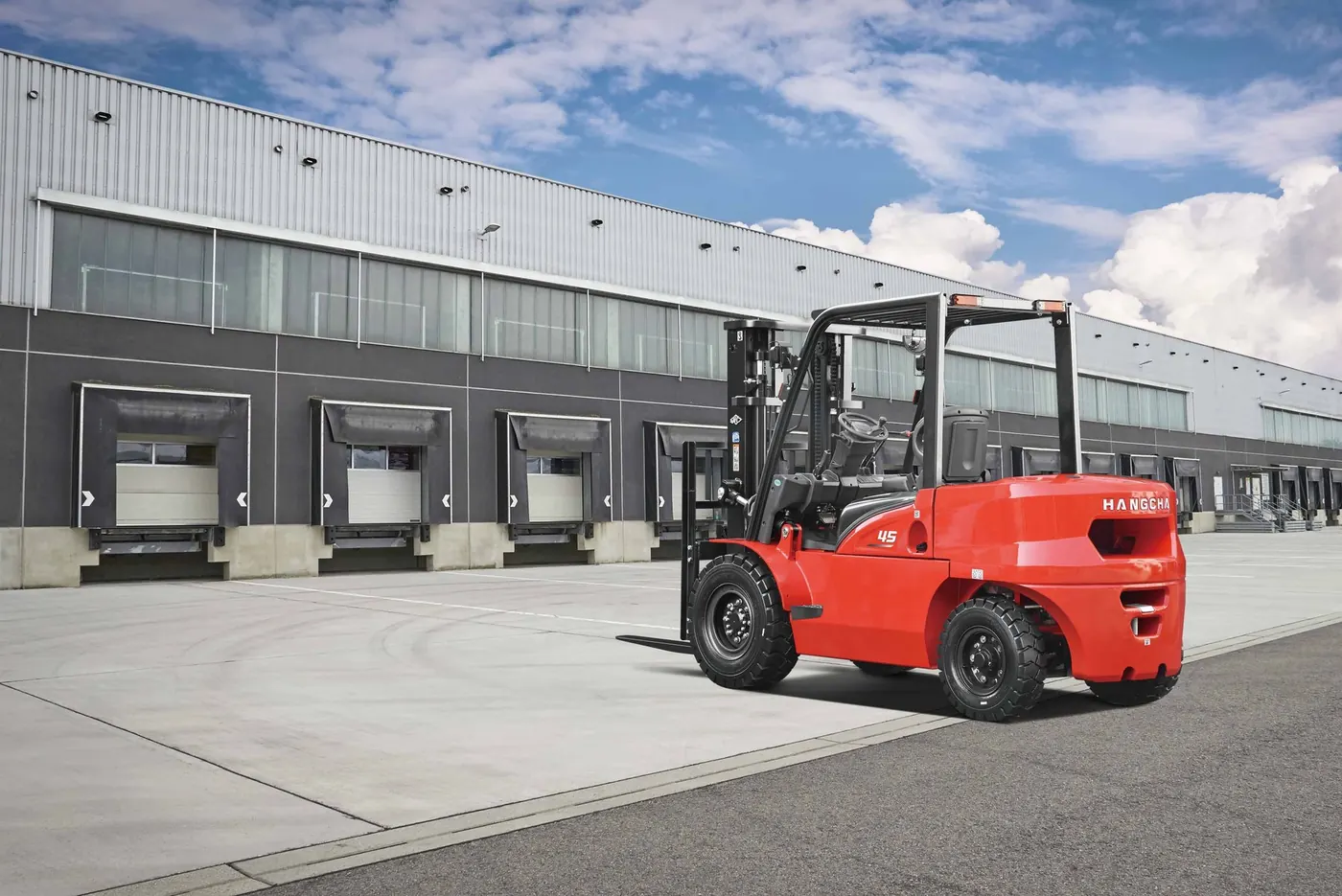 X Series 4.0–5.0 t IC forklifts working and configuration view