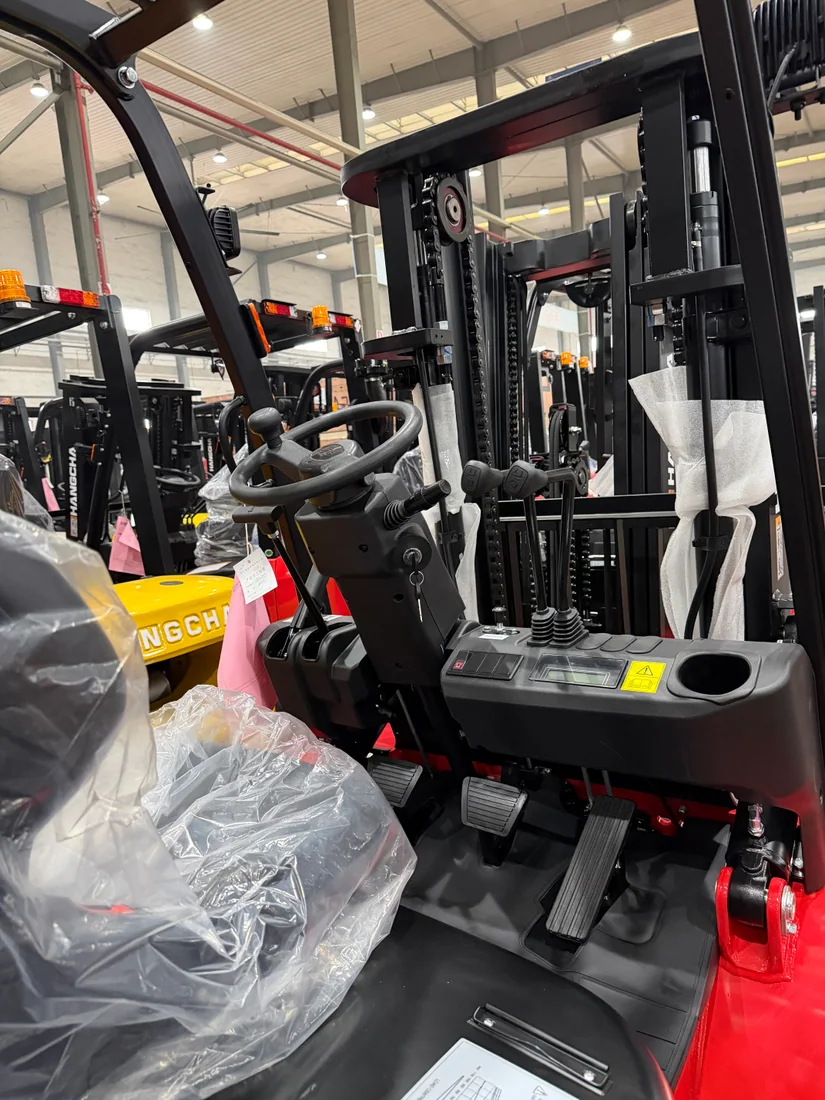 Forklift operating-area detail used to provide fault context