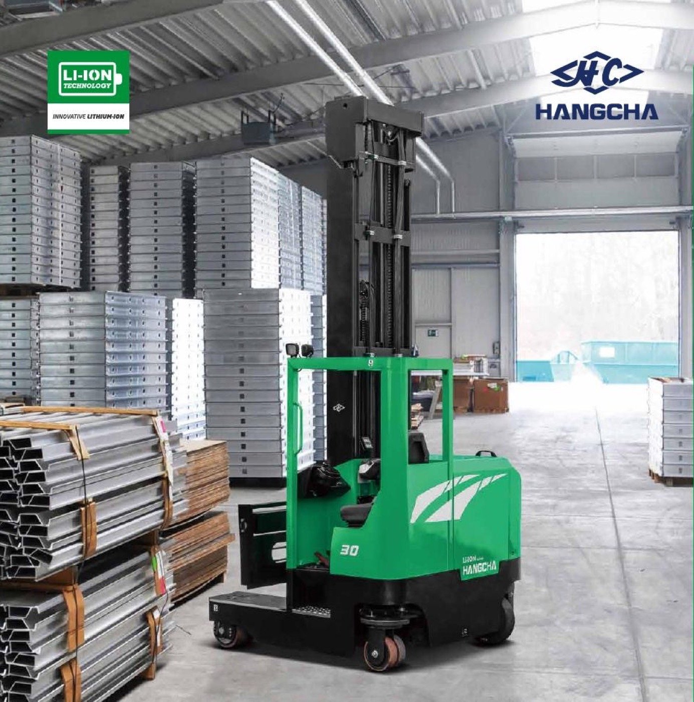X Series all-directional reach truck 2.0 to 3.0 tonnes