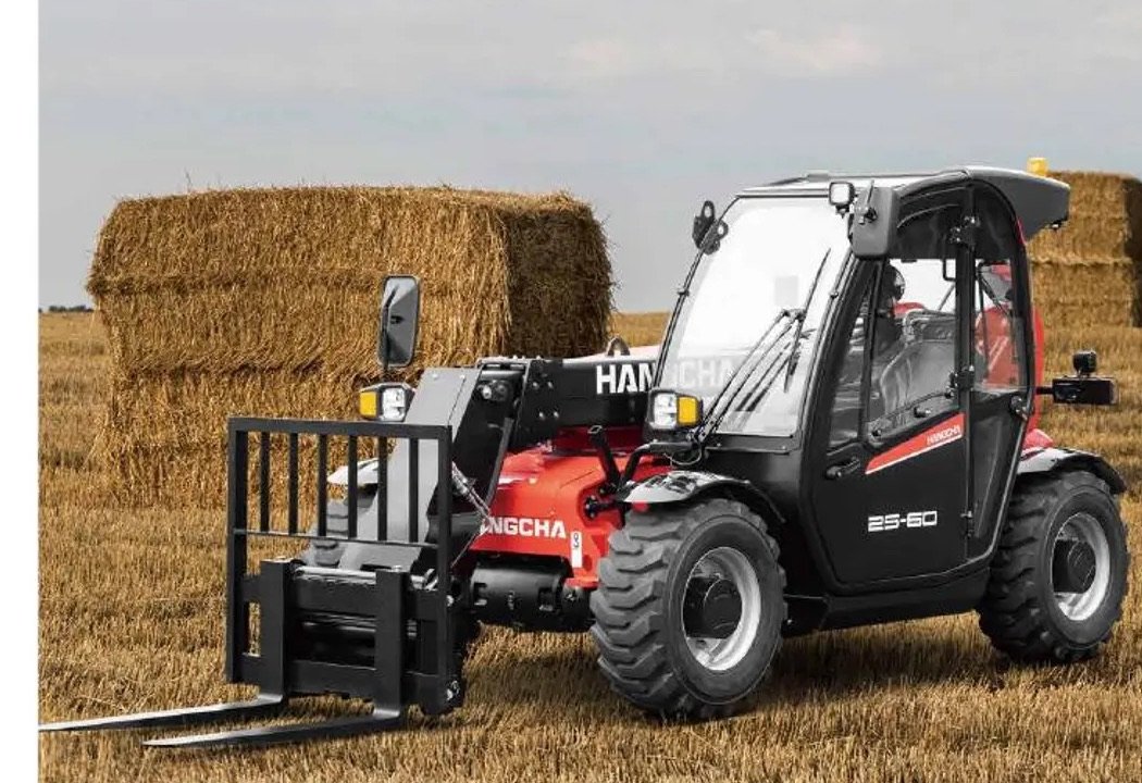 Hangcha XH Series high-voltage lithium telehandler working in an agricultural field